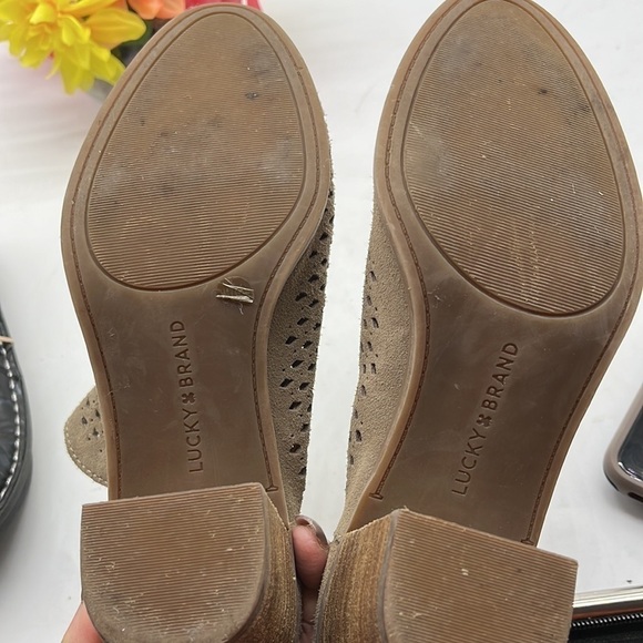 Lucky Brand Podota Tan Suede Cut Out Ankle Bootie Sz 7 MCA1839A - Picture 8 of 9